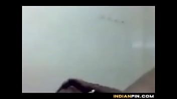 चलाएँ भारतीय तमिल बड़े स्तन चाची सेक्स के साथ bf
