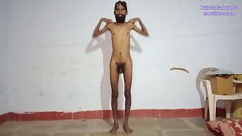 play Rajeshplayboy993 ćwiczy swoje ciało
