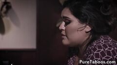 Oynat Büyük Memeli Babe Oral Zevk ve Sert Lanetten Hoşlanır