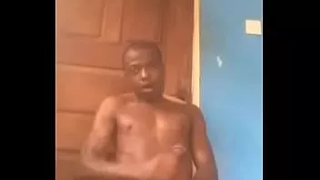 تشغيل التدليك على كرسي نائب الرئيس - إنتاج penismanxxx