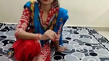 播放 德西继母用印地语音频给小男孩 xxx 口交，肮脏的谈话，saarabhabhi6
