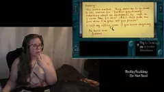 play 黑发 BBW 玩家女孩在裸体第 6 部分中赤身裸体并恋物癖