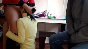 Reproducir Juega a la verdad o el desafío convertido en orgasmos sexuales - lesbian illusion girls