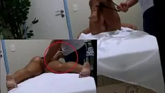 चलाएँ लाल-हाथ पकड़ा गया: अज्ञात हॉट सोलोमन और बेबेलज़िन्हा अंतरंग हो जाओ