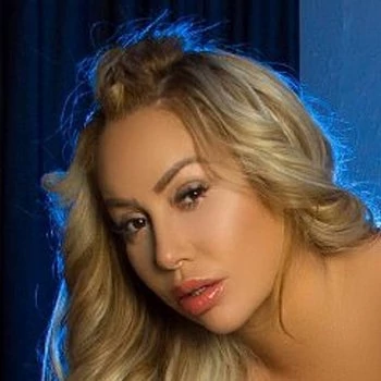 Porno Yıldızı Uptown Jenny
