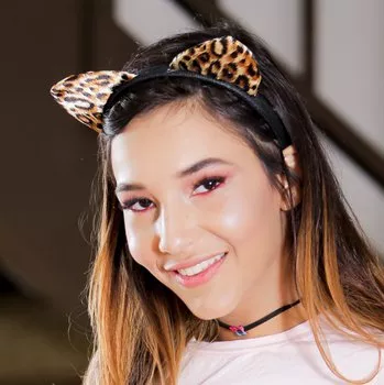 色情明星 Kitty Carrera