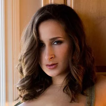 色情明星 Ashley Adams