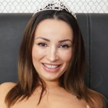 Actrita Alyssia Kent